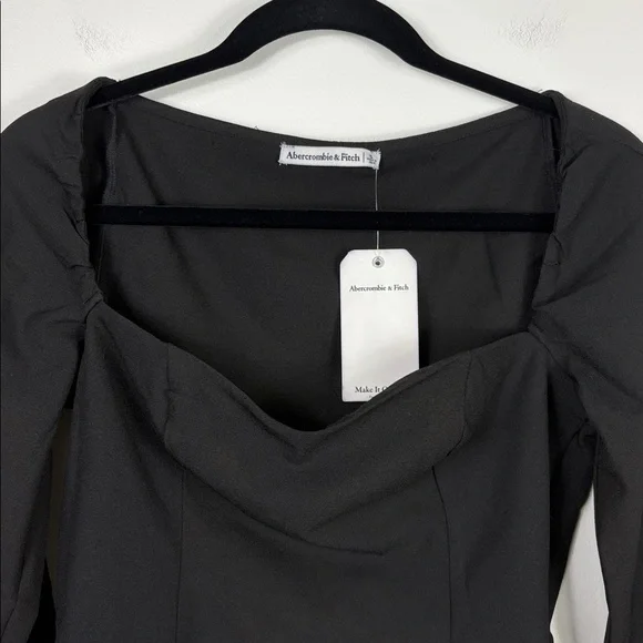 Abercrombie Long Sleeve Crop Top Sweetheart Neckline Black Women’s Size Small - Picture 3 of 7